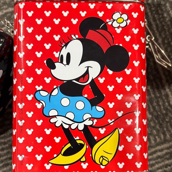 Disney Other - @cindylavigne401